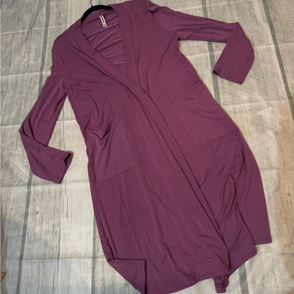 Zenana Size XL lace day in color.